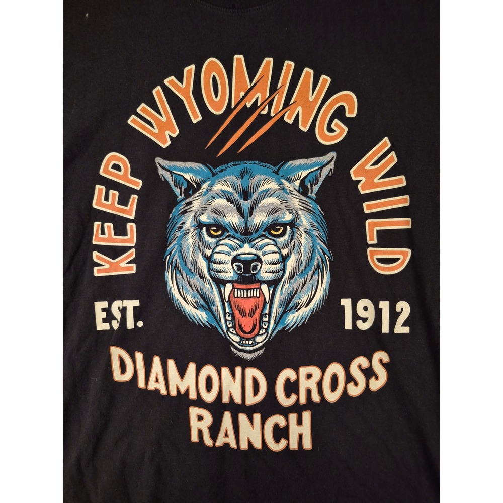 Diamond Cross Ranch Keep Wyoming Wild Wolf Graphic Tee Mens Black Shirt Medium - Picture 4 of 15